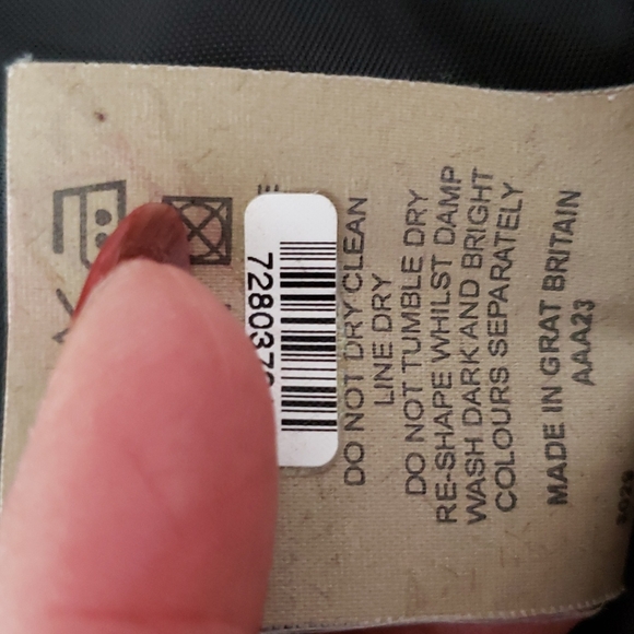 Burberry London Coat - Picture 16 of 16